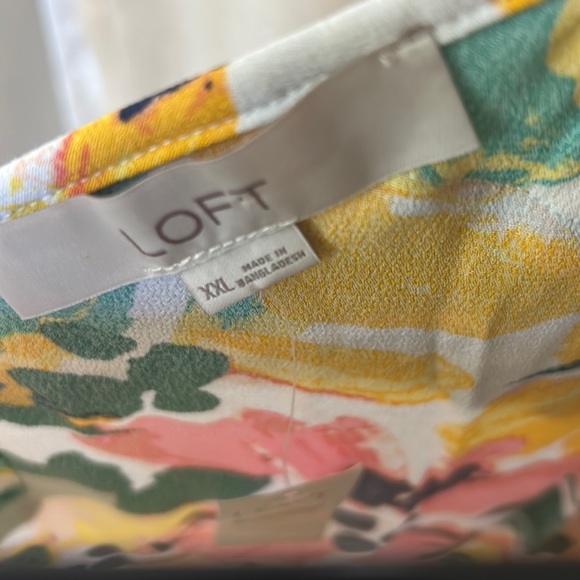 Pretty Loft blouse, xxl, NWT. - Picture 5 of 6